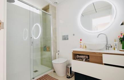 Fortuna Penthouse with roof terrace, AC and pool - Photo 17