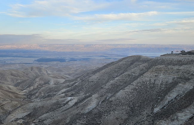 Luxury 1 BR Apartment Near the Dead Sea - Photo 31