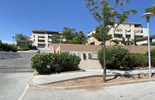 Appartement 2 pièces avec terrasse et parking à Roquebrune-sur-Argens - Foto 3