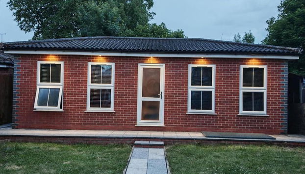 SnoozeDen Westmead – Windsor Castle & Legoland - Foto 2, Imagen principal