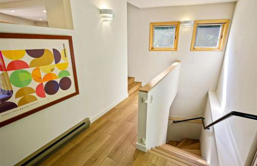 Modern Home Walk to Downtown, Hot Tub & GameRoom - Foto 28