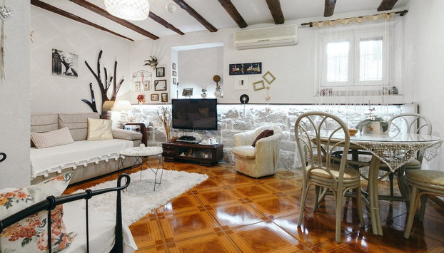 Apartments Bingo / One Bedroom - Photo 2, Primary image