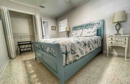 Cute Cottage with 3 min walk to beach with bikes! - Foto 8