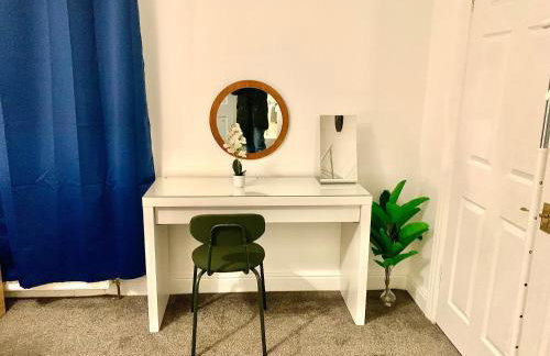 Two Bed Entire House Newcastle Gateshead - Free Parking - Photo 25