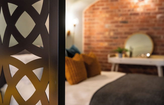 Commandery Vaults - Foto 16