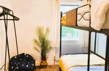 3BR House-Apartment-Free Parking-Manchester Airport - Foto 8