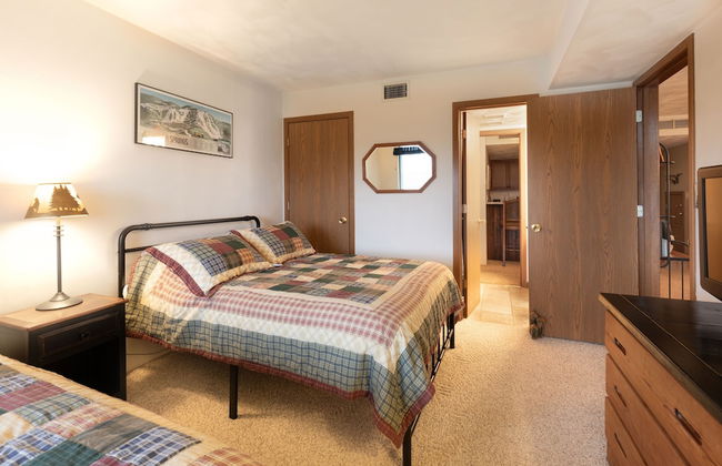 Seven Springs 2 BR Condo - Deck and Mountain Views by RedAwning - Foto 5