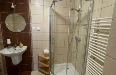 Pod Dziką Różą - Foto 9