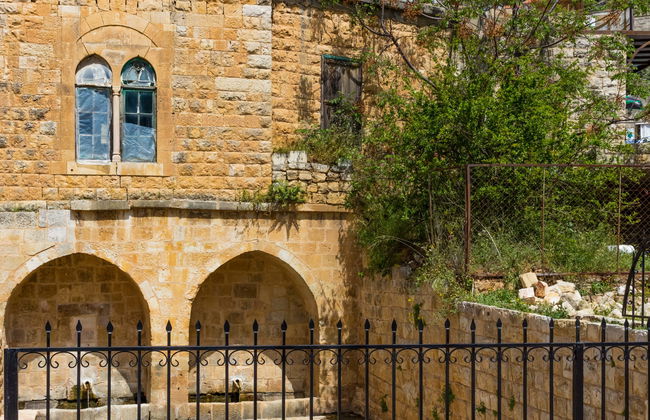 Excursión a Deir el Qamar y Beit ed-Dine + Visita a una bodega - Foto 1