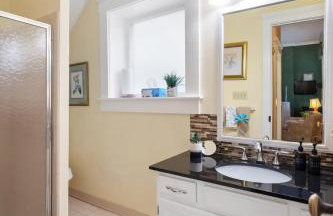 Charming Churchill Downs Cottage-Family Friendly - Foto 19