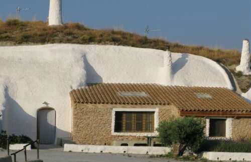 Cuevas Alcobas - Photo 10