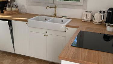 Family Home between Sea and Forest - Photo 5