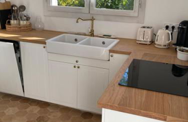 Family Home between Sea and Forest - Foto 5