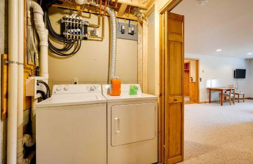 Winhall Home with Deck and Views, 6 Mi to Ski Slopes! - Foto 29