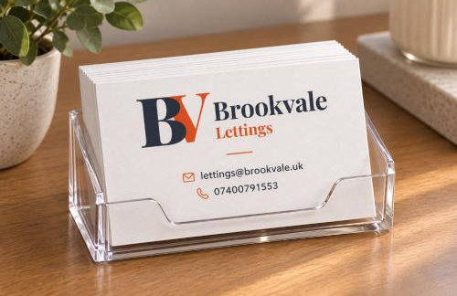 Modern 5 Bedroom Home in Solihull - Entire House - Garden - Contractors - Relocators - Family - NEC - BHX -Sleeps 9 - Foto 11