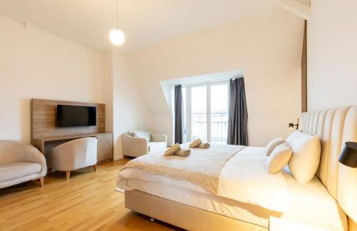 Modern Kudamm Luxury Home with 2 kitches - Foto 7