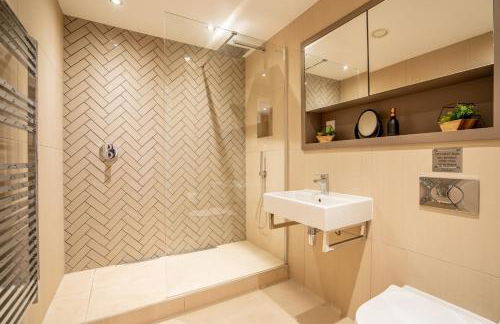 Thirty Eight HQ - Foto 2