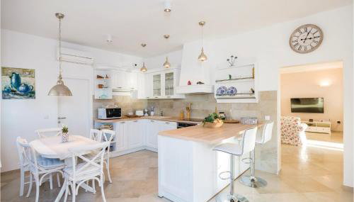 Three-Bedroom Holiday Home In Brsecine - Foto 4