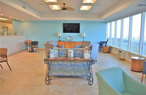 Oceanfront condo, ocean view and indoor pool - Foto 33