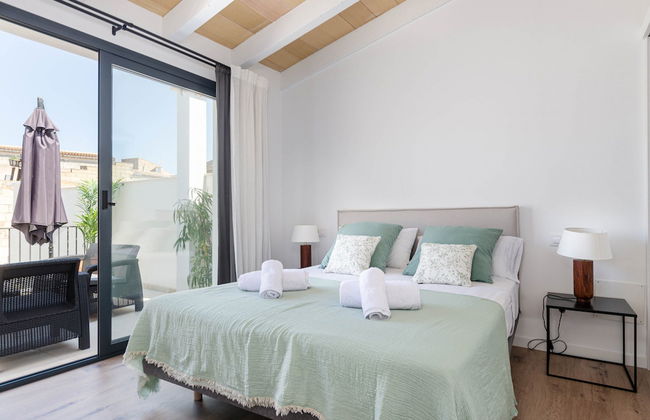 Villa With Private Terrace - Photo 5