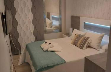 ¡Al lado de la Clínica Oftalmológica Vega! - Foto 14