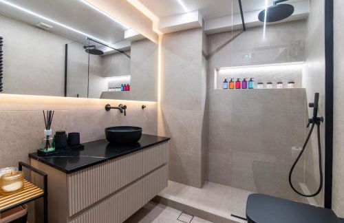 N K Suite - Design Boutique Stay with City view - Foto 19