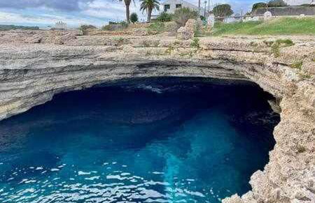 Bajo con jardín y piscina frente a Cala Forcat. - Foto 35