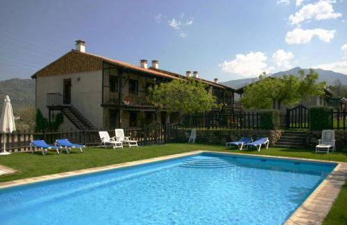 El Canchal de la Gallina -Cafetería -Aparcamiento gratis - Jacuzzi - Piscina de agua caliente abierta desde el 28 de Marzo - Foto 15