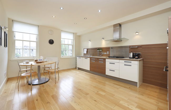 JOIVY Executive 2-Bed Apt With Stunning Roof Terraces - Foto 14