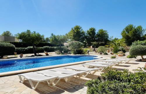 Villa Oasis WITH LARGE PRIVATE SWIMMING POOL - Foto 9