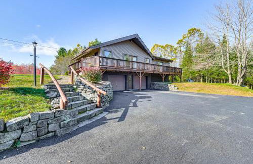 Newcomb Retreat with Mountain Views and Fire Pit! - Foto 34