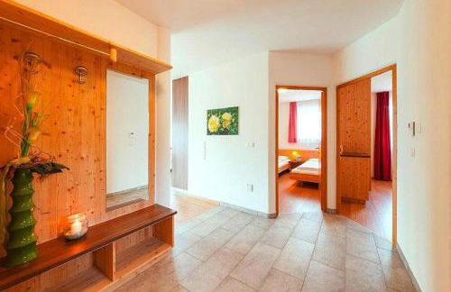 Apartment in Brixen with Pool & Dolomites Views - Foto 13