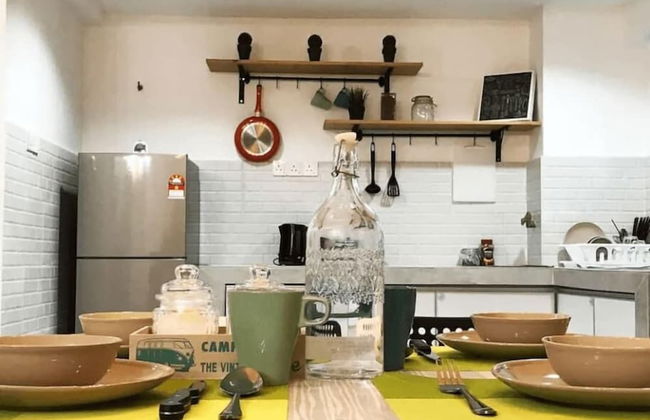 Desa Kiara Cozy Condo by SYNC - Photo 16