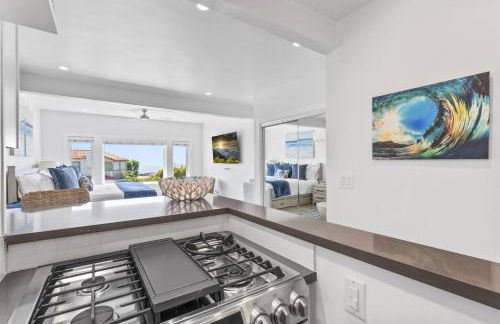 Ocean VIEWS Steps from Victoria Beach Lux Design - Foto 9