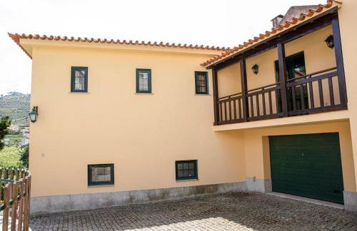 Casa de São Bernardo by LovelyStay - Foto 7