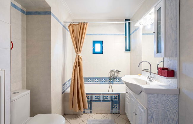 Beachfront Serenity - Petalidi s Moorea Gem - Foto 20