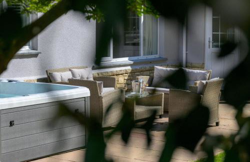 Oak Lodge - Photo 17