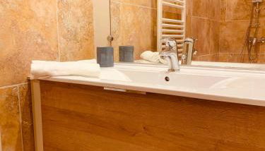 Le Buscagneau - Photo 2, Shower