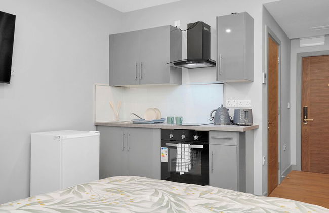 Ilford - East London Apartment - Greater London - Photo 5