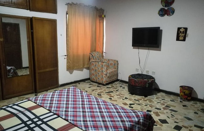 Room in House - The Village Apartments, Gbagada - Foto 7