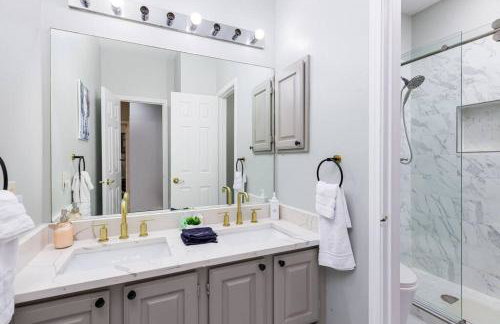 RARE FIND! Private Pool Hot Tub Spa Game Room Pool Heat Available Spring Special! - Foto 15