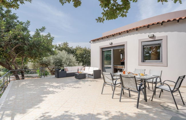 Villa Archodia - With Private Pool - Photo 37