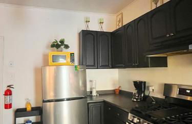 Ironbound 4 bdrm Industrial Suite! FREE parking - Photo 47