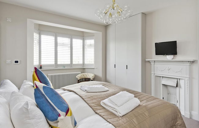 Wonderful Family Home With Garden Near Twickenham by Underthedoormat - Foto 11