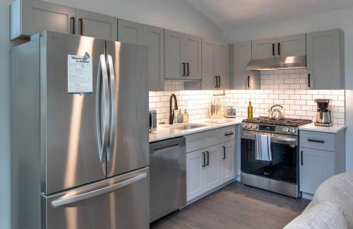 Brand New Modern Asheville Escape - Foto 13