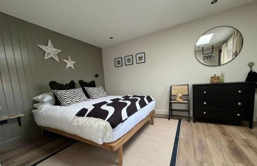 Nᴼ 21 Beautiful Cosy Modern Traditional Cottage - Photo 1