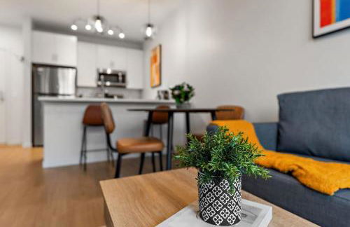 Modern Work-Friendly Gym Car FAST Wi-Fi Pets OK - Foto 16