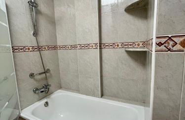 Tranquil Self Catering Golf Course Apartment - Photo 21