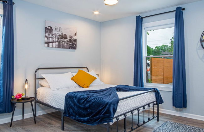 Trendy Historical Home Near Downtown Attractions - Foto 28