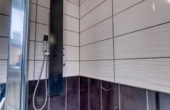 Suite & Spa - Jacuzzi - Sauna - Foto 45